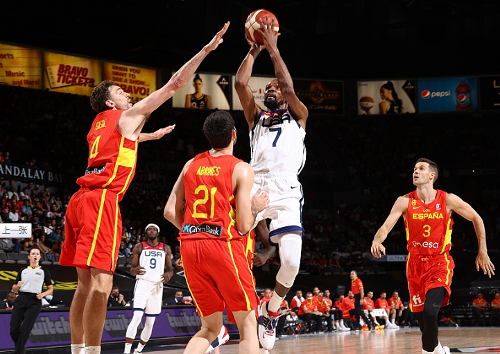 巴西男篮险胜日本男篮,锡安一己之力扛起全队 巴西男篮险胜日本男篮,锡安一己之力扛起全队