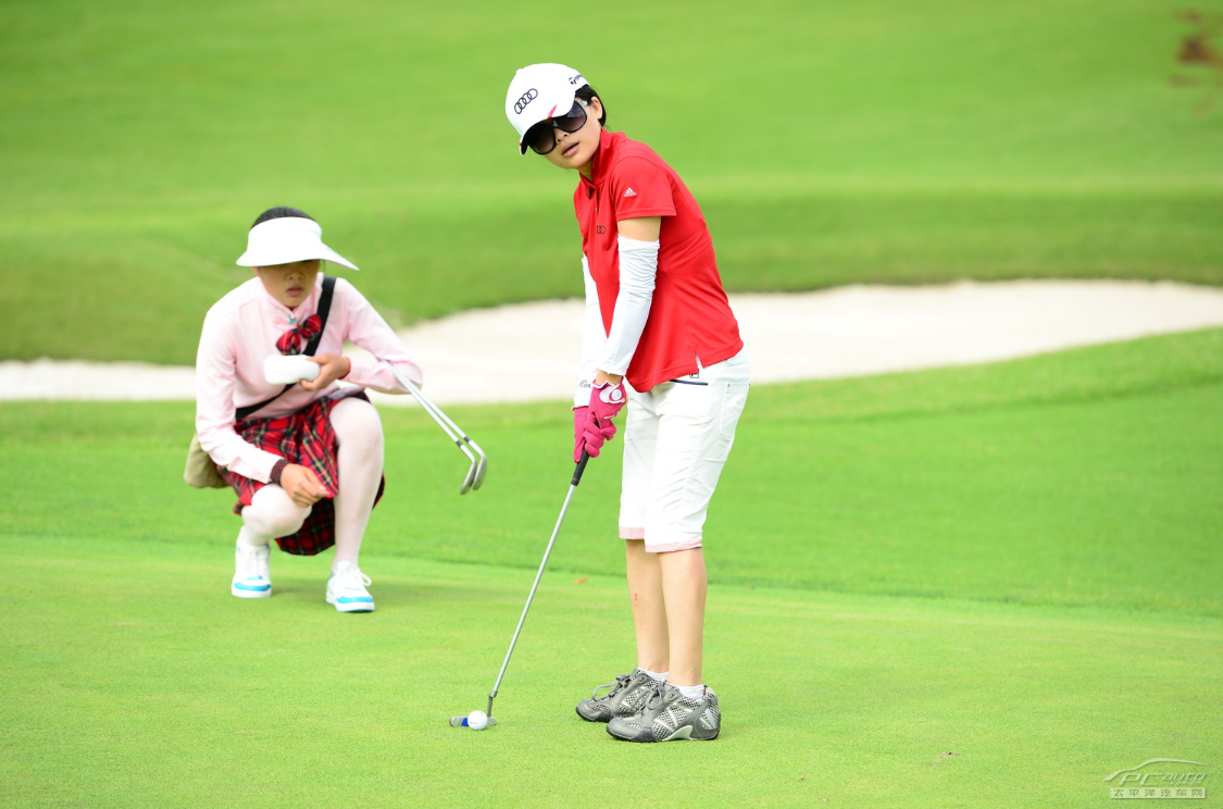 爱游戏-冷静与激情交织！高尔夫完美收官