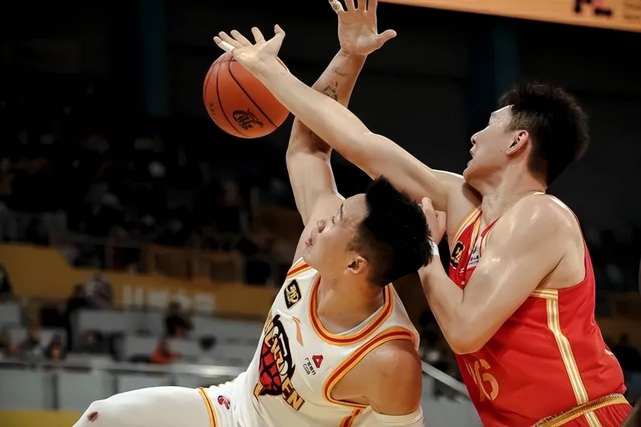 关于福建队逆转深圳队，胡金秋统治全场的信息