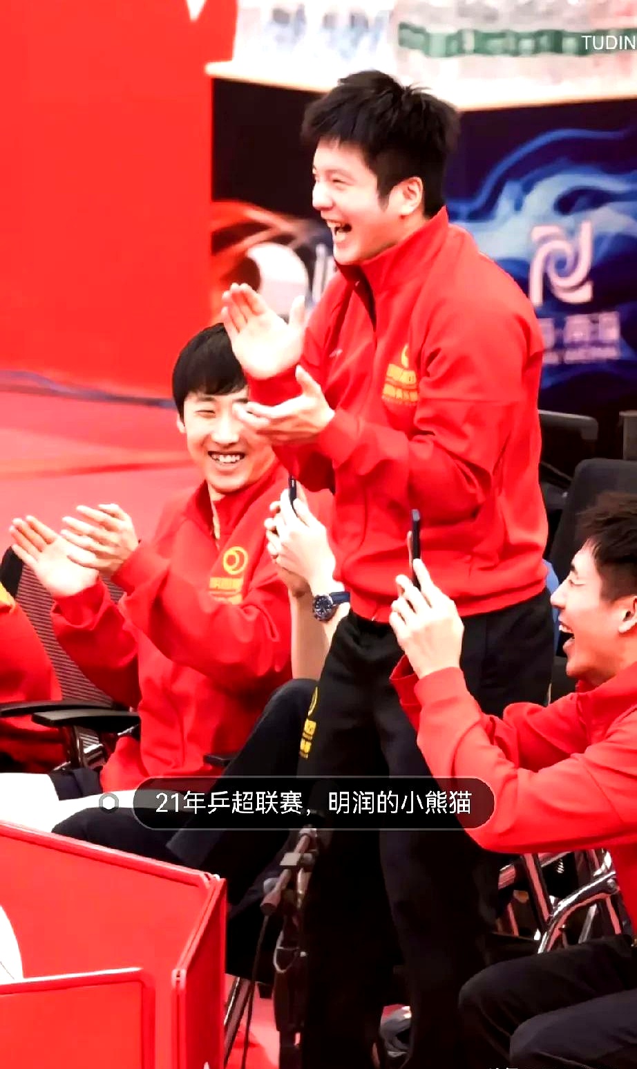 韩国队轻取奥地利队，樊振东扛起全队