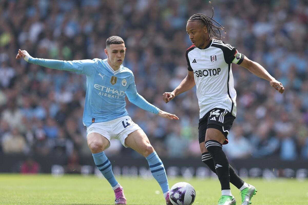 曼城鏖战那不勒斯，福登刷新纪录